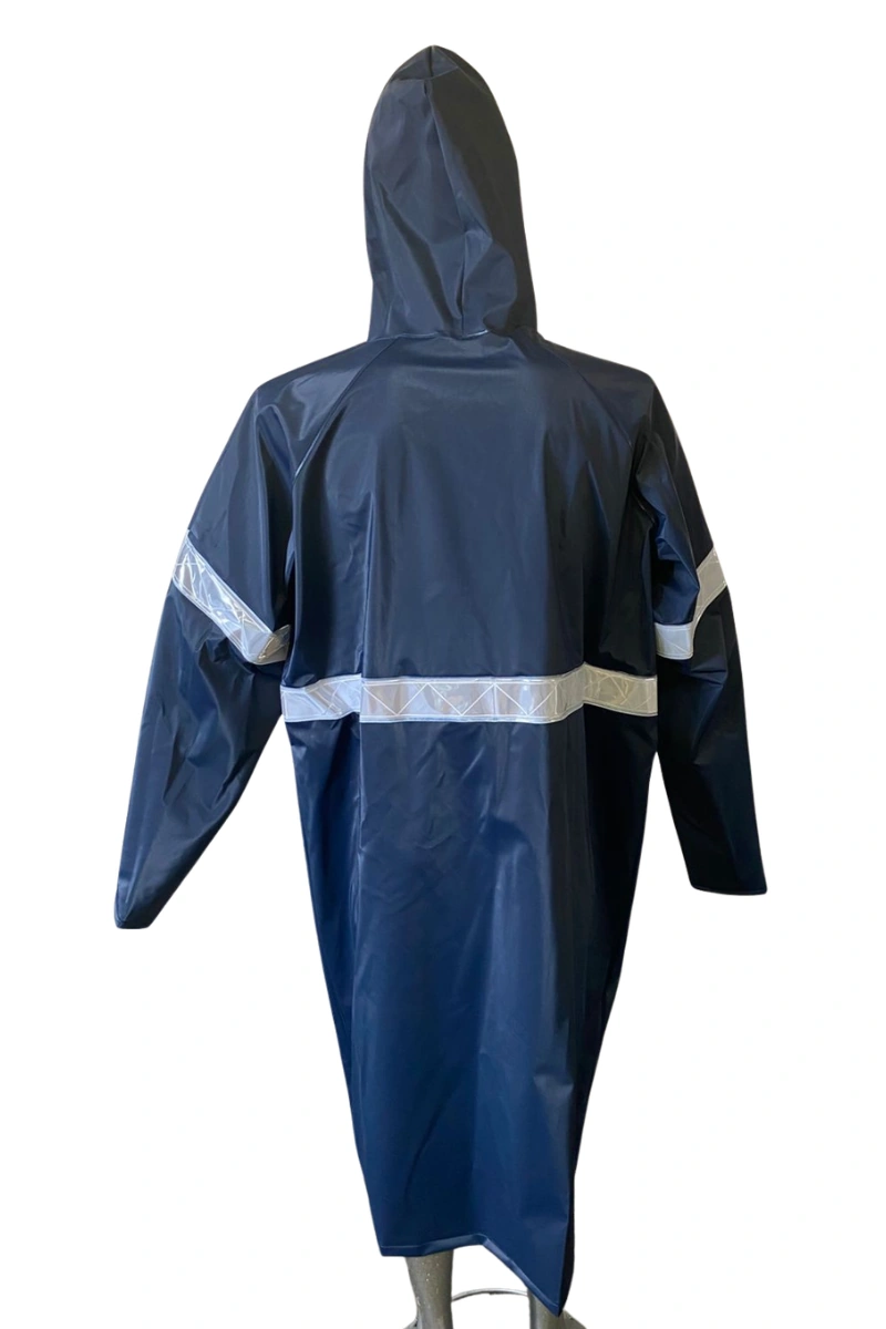 Gabardina con reflejante en brazos, frente y espalda Capucha integrada